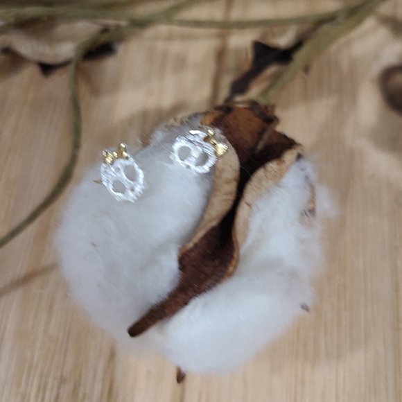 💀💀NEW💀💀CUTE!! Skeleton head with Gold Bow in 925 Sterling Silver - Picture 16 of 16